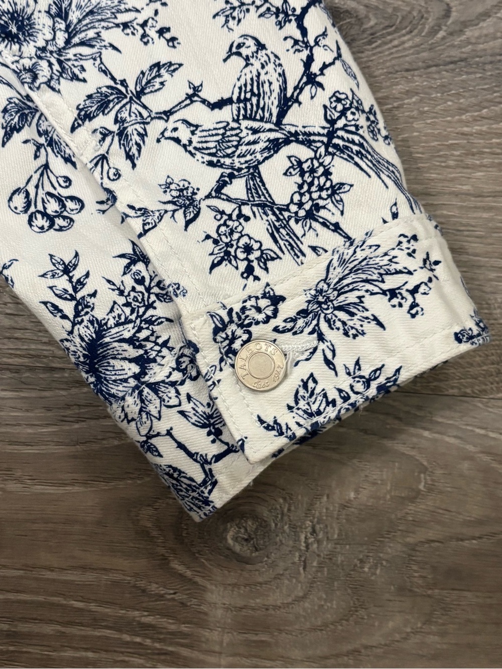 Talbots Plus 2X White and Navy Classic Stretch Denim Jacket Bird Toile - Picture 9 of 13